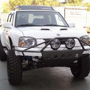 Nissan Frontier Front Fenders – 2001- ’04 – Crew Cab 4″ Bulge With Simulated Flare
